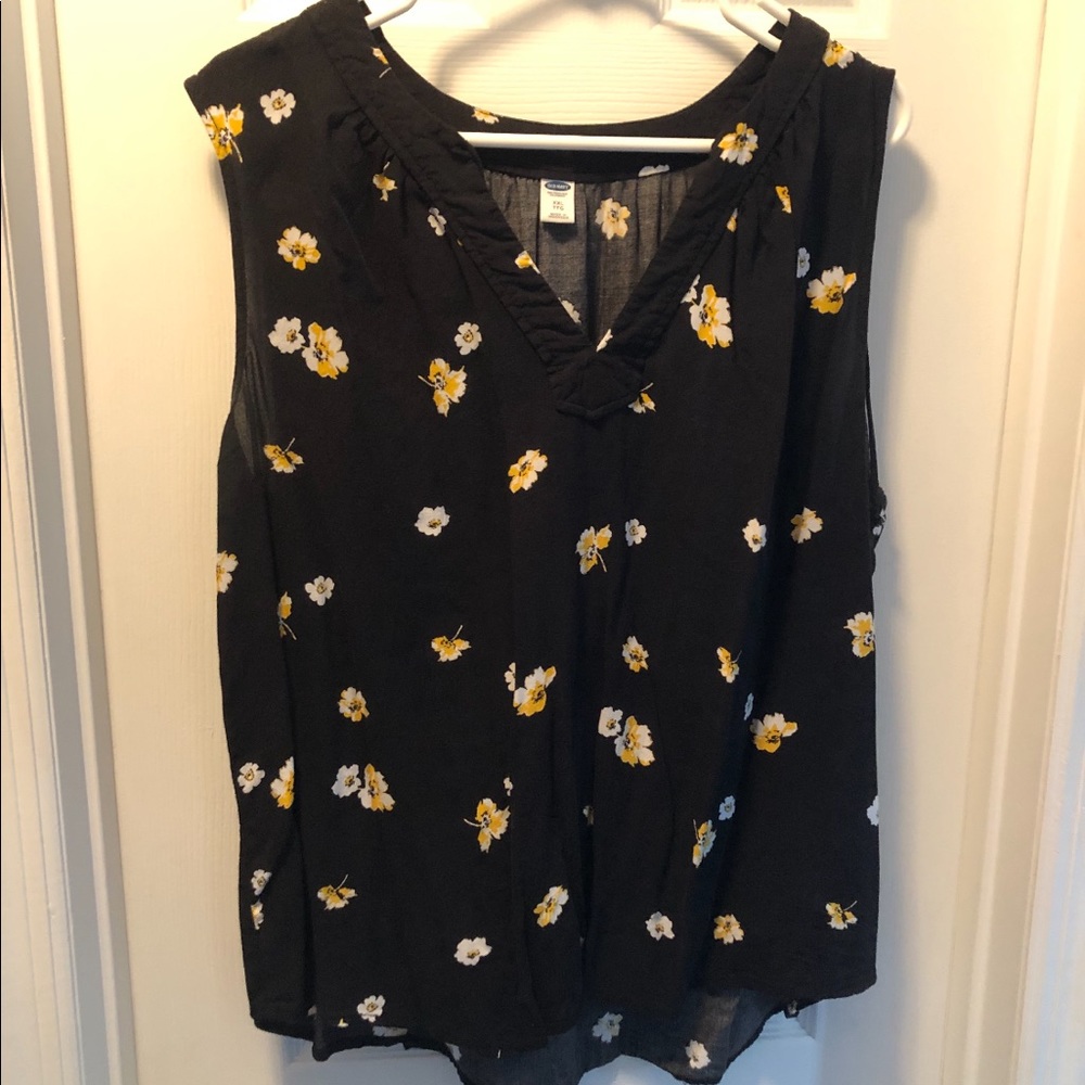 Sleeveless Black Top with Flowers